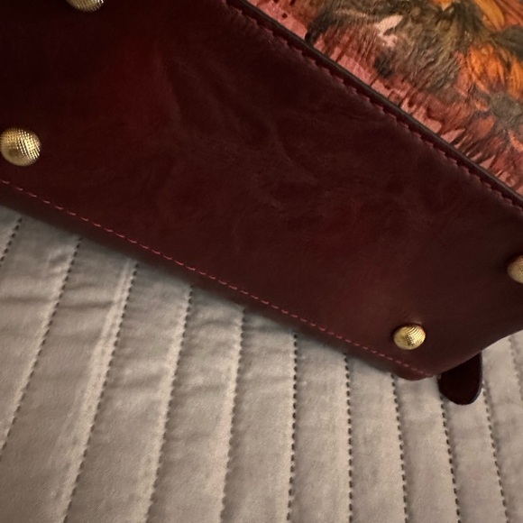 Cross Body, handbag, sunflowers, butterfly, burgundy - Picture 7 of 8